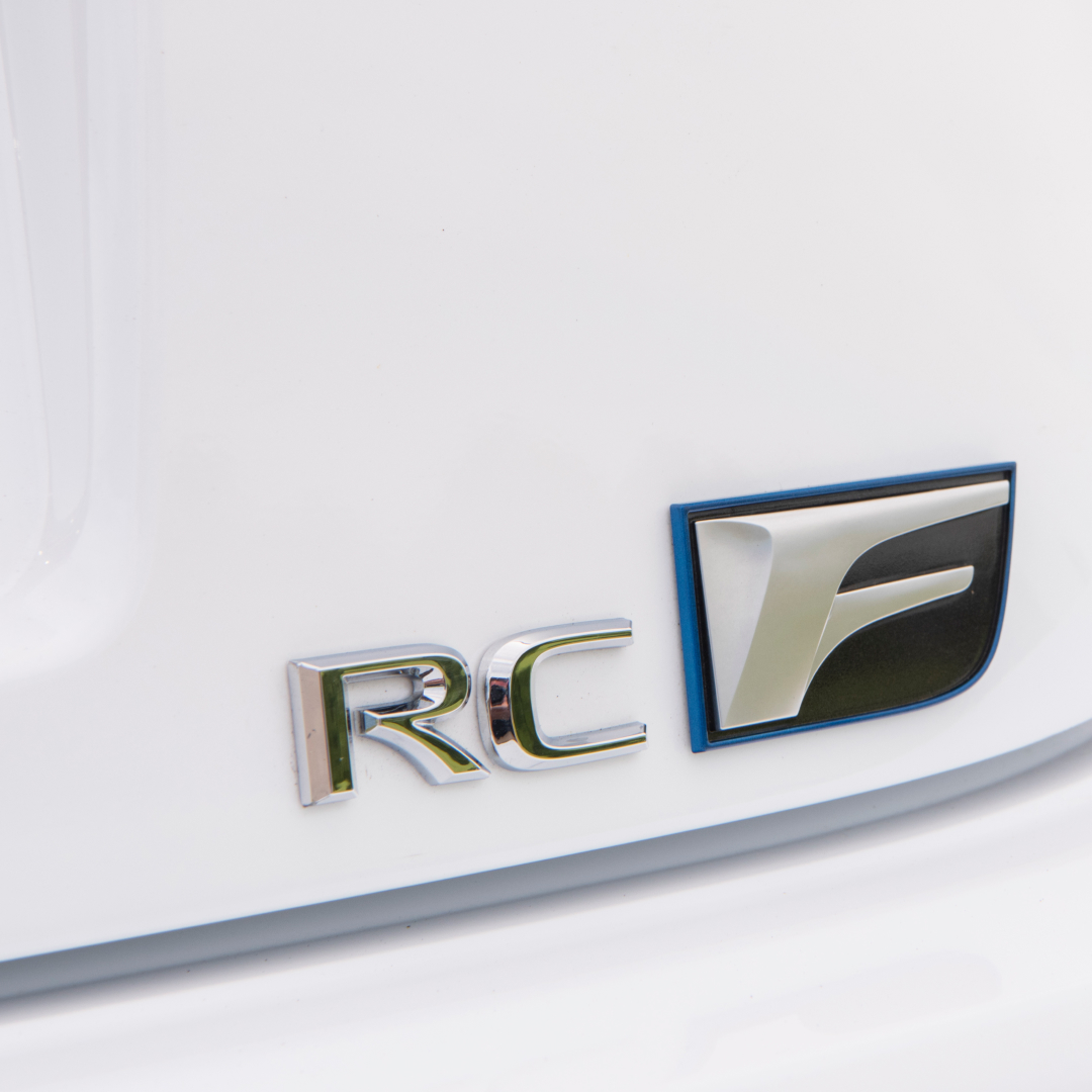 Lexus RC F emblem